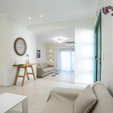 Beachfront Seashell Superior וילה גנאדי