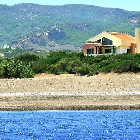 Beachfront Seashell Superior Gennadi