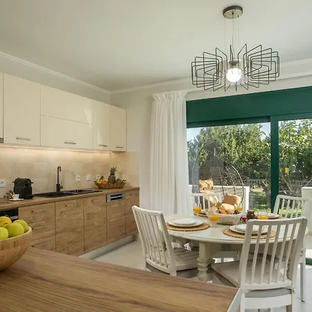 Villa Beachfront Seashell Superior *