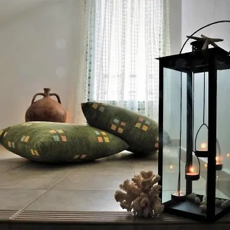 Beachfront Seashell Superior Villa Gennadi