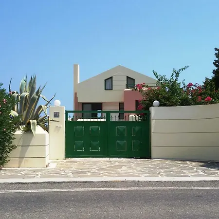 Villa Beachfront Seashell Superior Gennadi