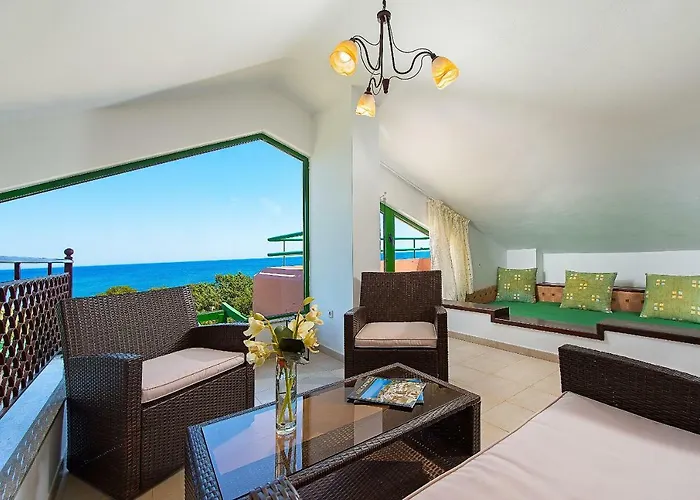 Beachfront Seashell Superior Vilă *